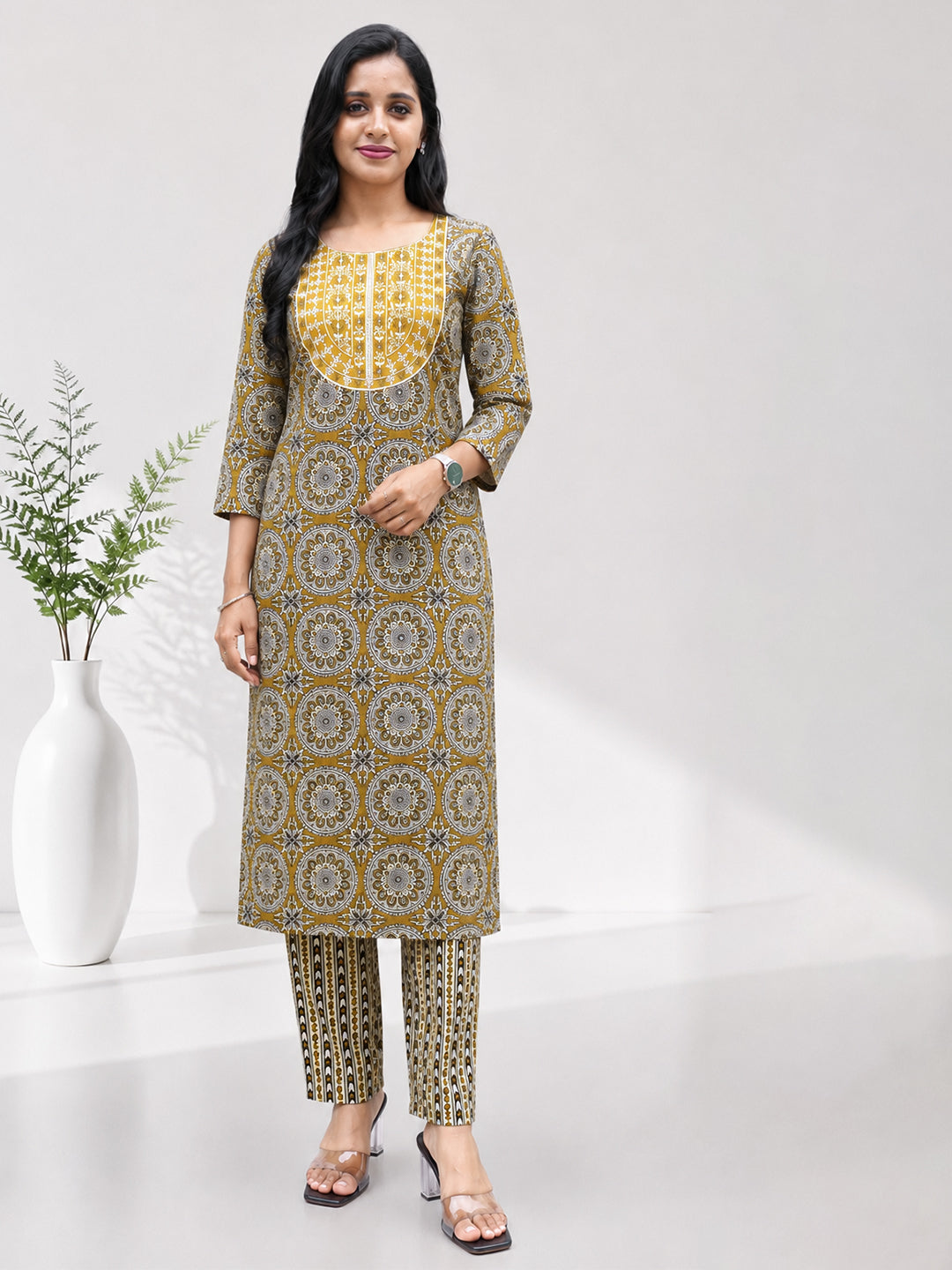 Women Printed Olive Green Kurti Set EKS142