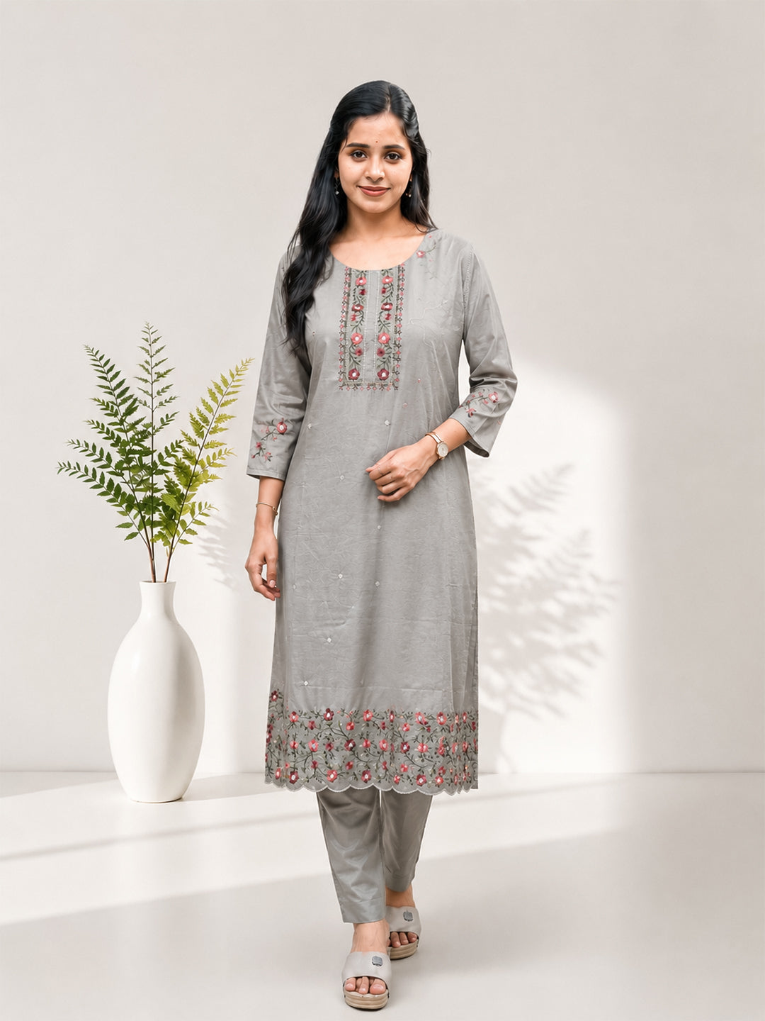 Women Embroidered Grey Kurti Set EKS137