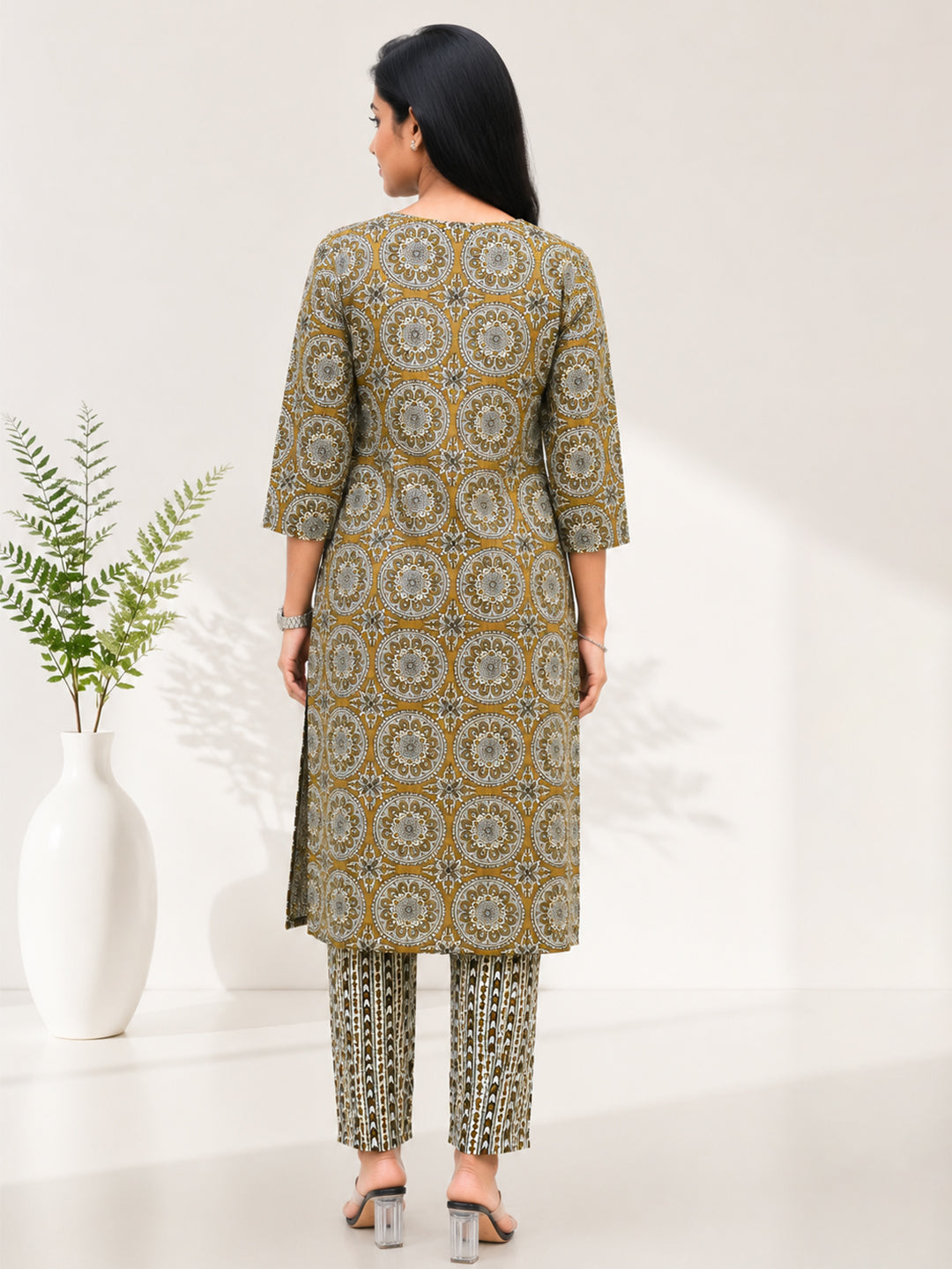 Women Printed Olive Green Kurti Set EKS142