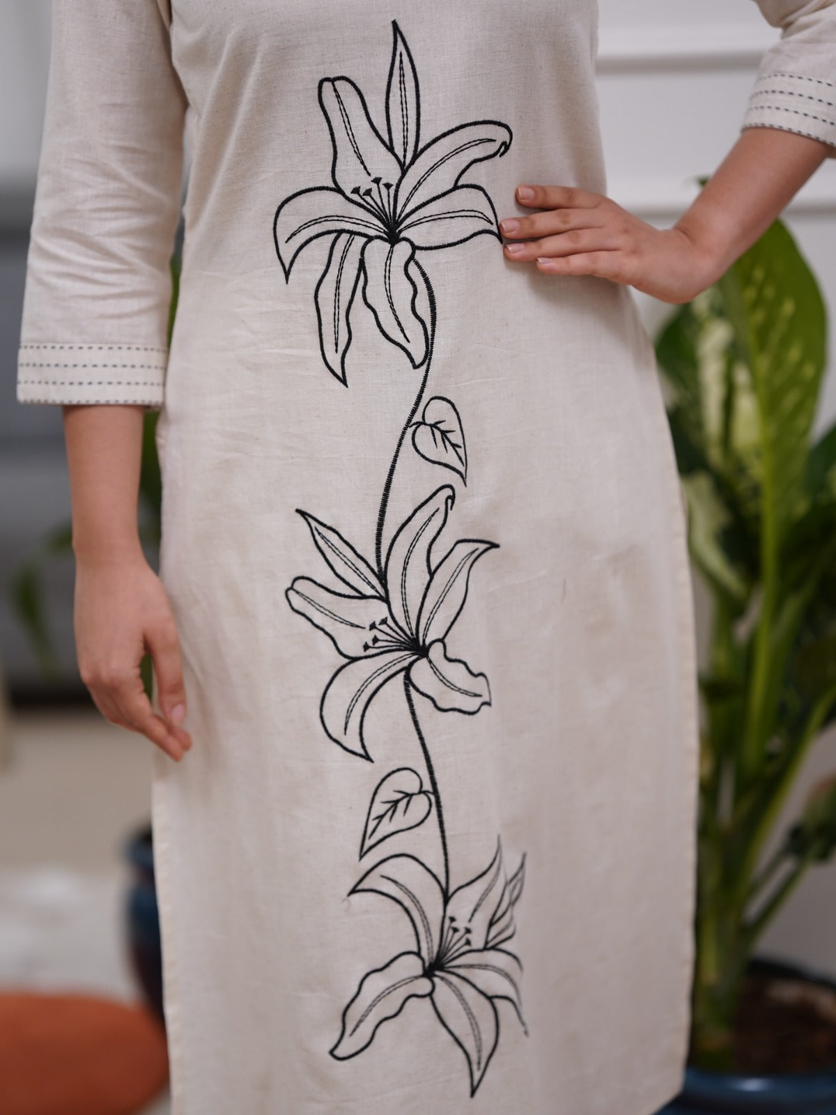 Cream Cotton Kurta Set With Black Embroidery