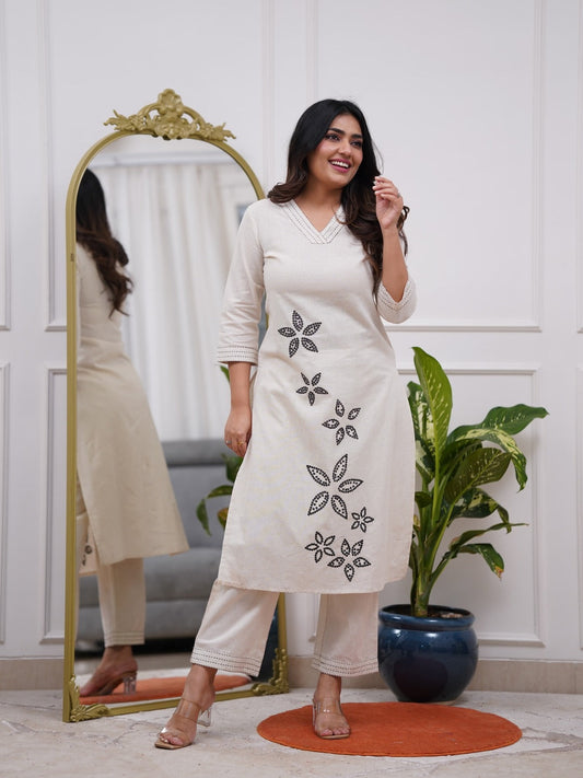 Cream Kurta Set With Black Starburst Embroidery
